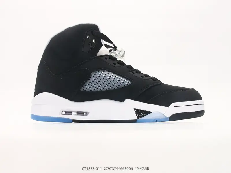 Air Jordan 5 Retro "Oreo" AJ5 乔5 奥利奥 #鞋款以黑、白主色调呈现，注入些许水泥灰点缀 CT4838-011 #27973744663006